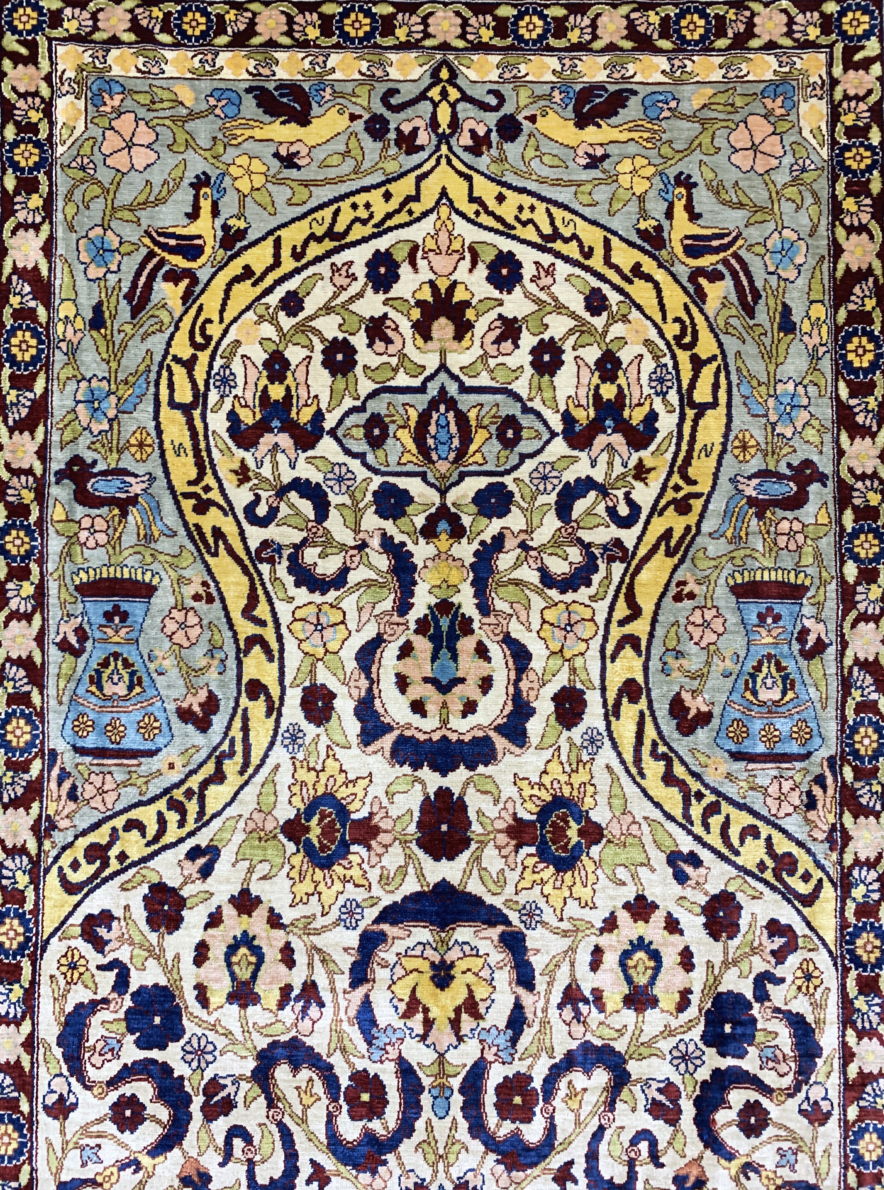 Detail b: Hereke Seide fein sign., Türkei, Ende 20.Jhd., reine Naturseide, ca. 123 x 75 cm, ca. 1,0 Mio. Kn/qm, EHZ: 1-2
