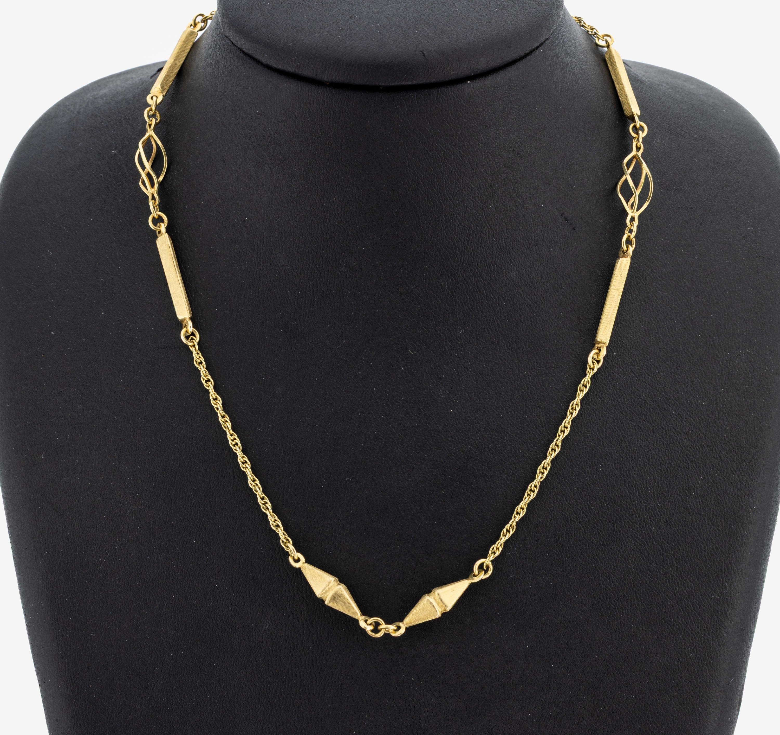 Image 27117670 - 14 kt Gold Collier, GG 585/000, part. pol. und strukt., durchbrochen gearbeitet, L. ca. ...