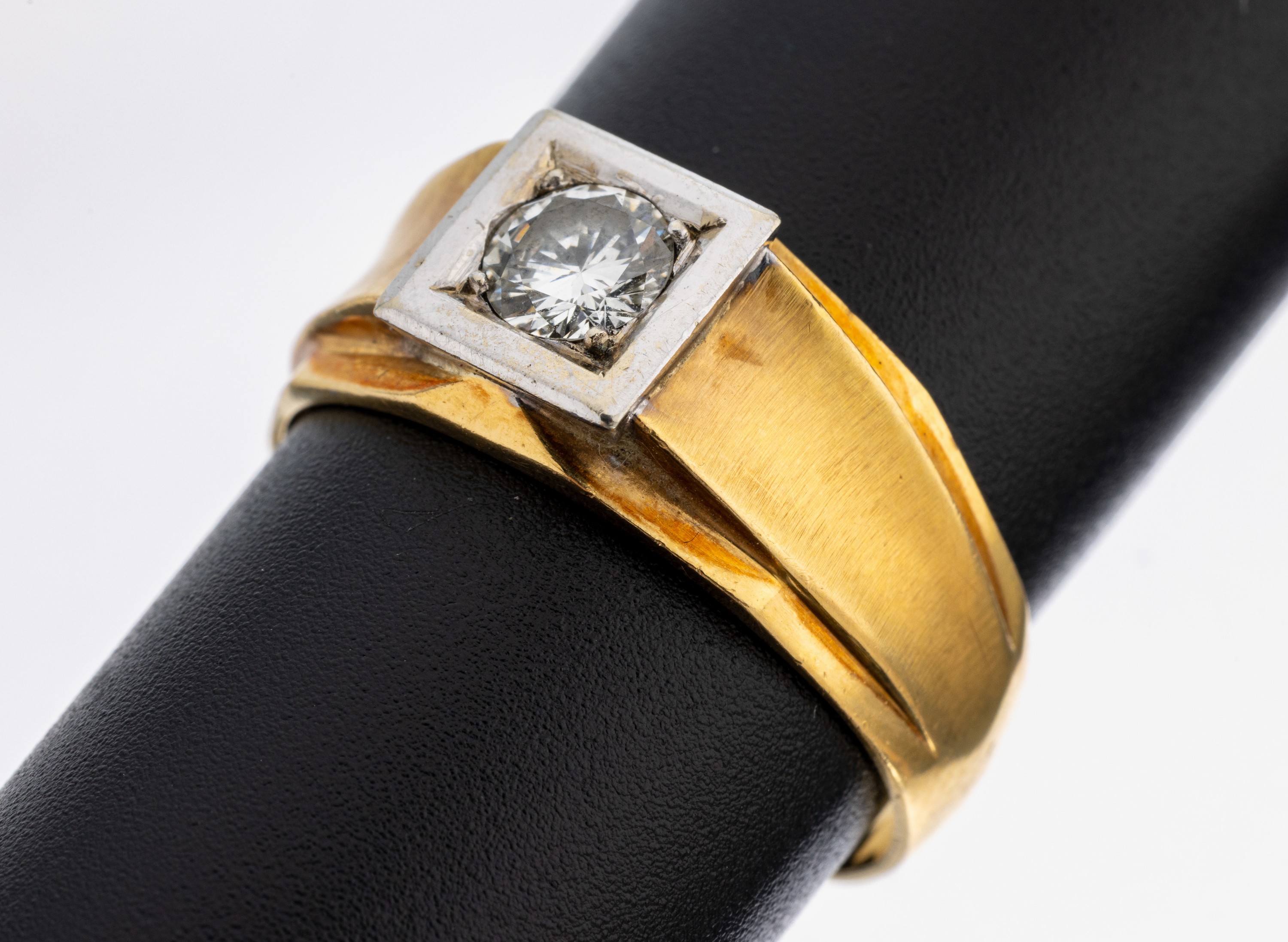 Image 27117687 - 18 kt Gold Brillant-Ring, GG/WG 750/000, Brillant ca. 0.50 ct Weiß/si, RW 64, ca. 9.1 ...