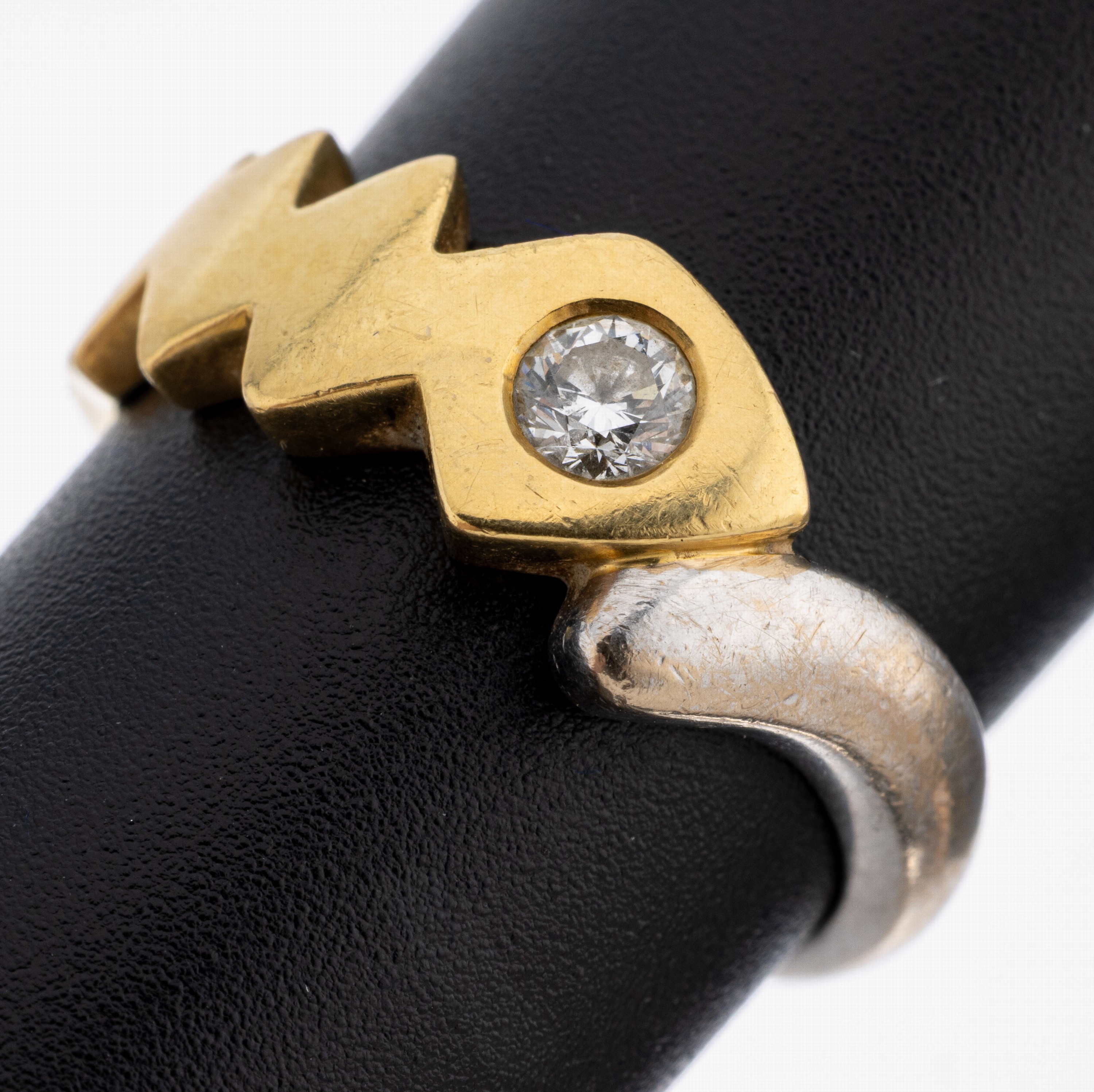 Image 27117694 - 18 kt Gold Brillant-Ring, GG/WG 750/000, abstrakte Schlange, Brillant ca. 0.17 ct ...