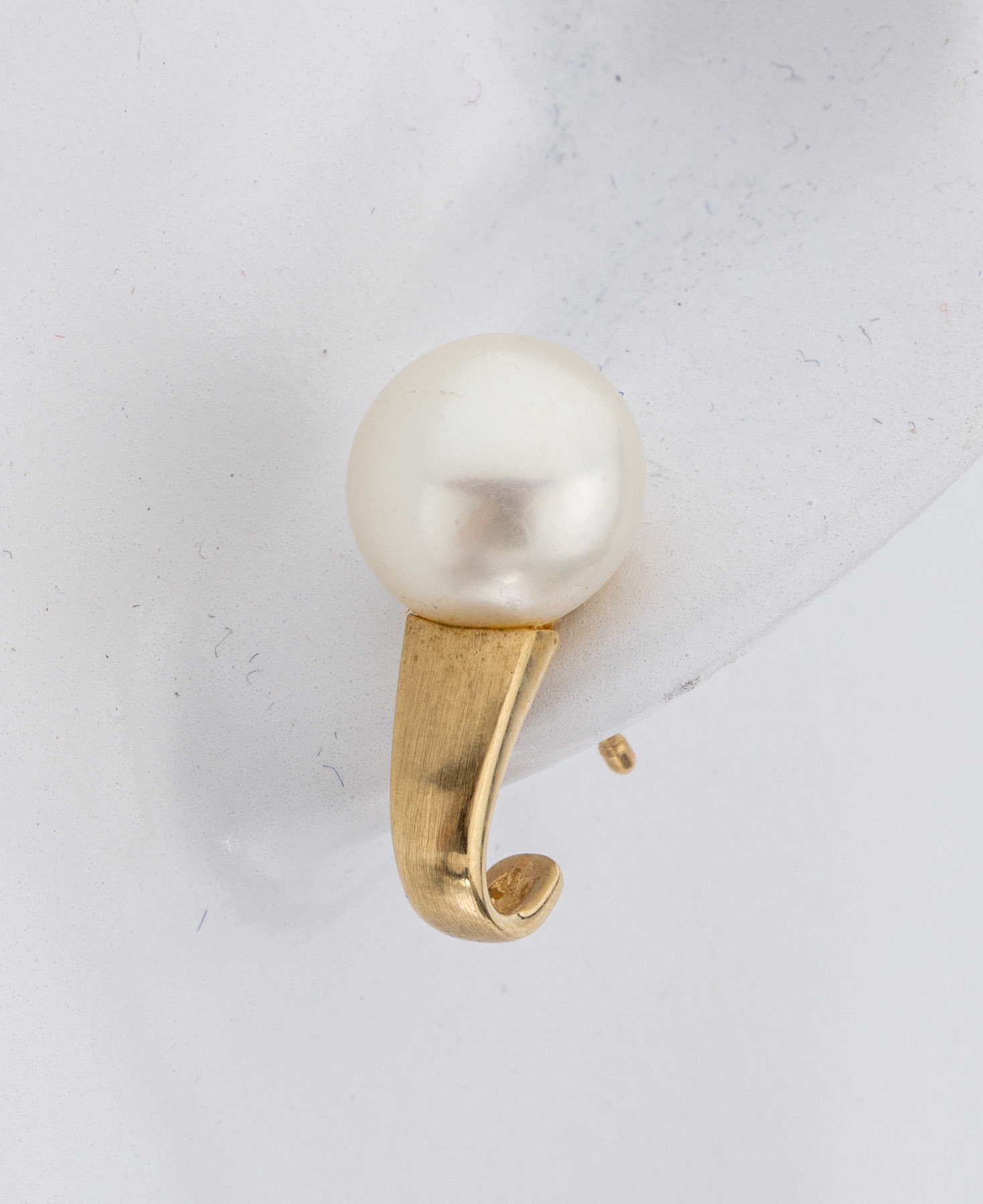 Detail a: Paar 14 kt Gold Perl-Ohrstecker, GG 585/000, Süßwasserzuchtperlen, D. ca. 9.6 mm, ca. 4.8 g