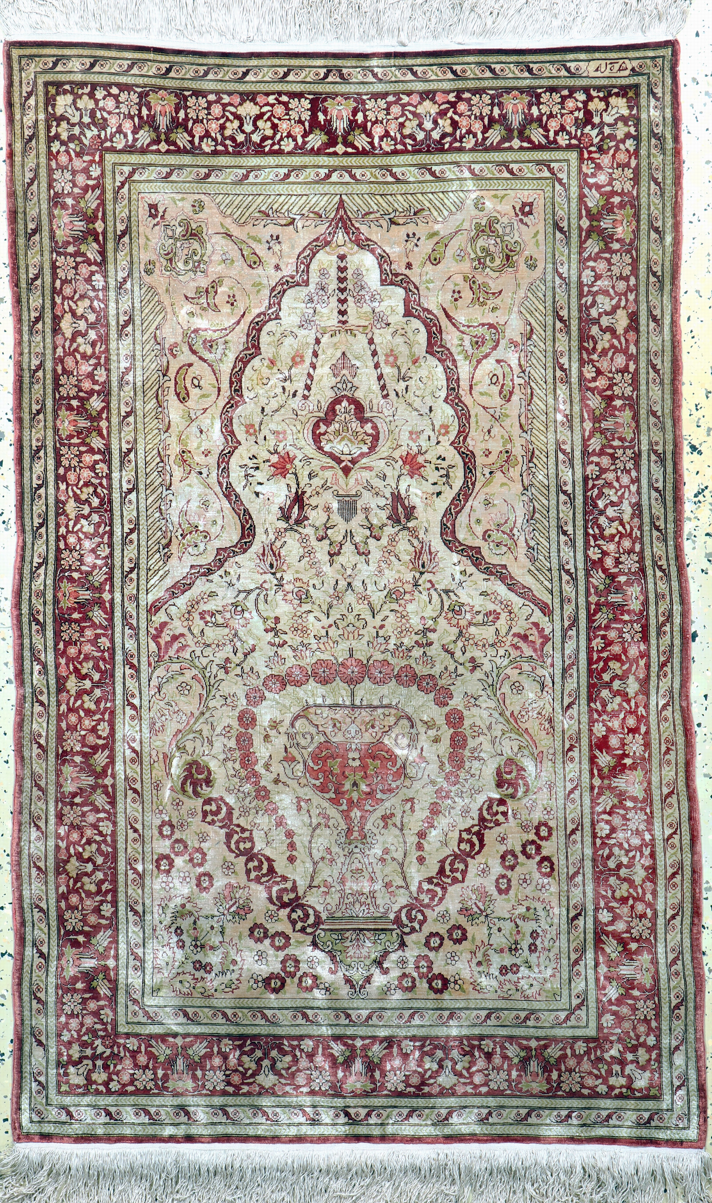Image 27117718 - Hereke Seide fein signiert, Türkei, Mitte 20.Jhd, reine Naturseide, ca. 130 x 84 cm, ...