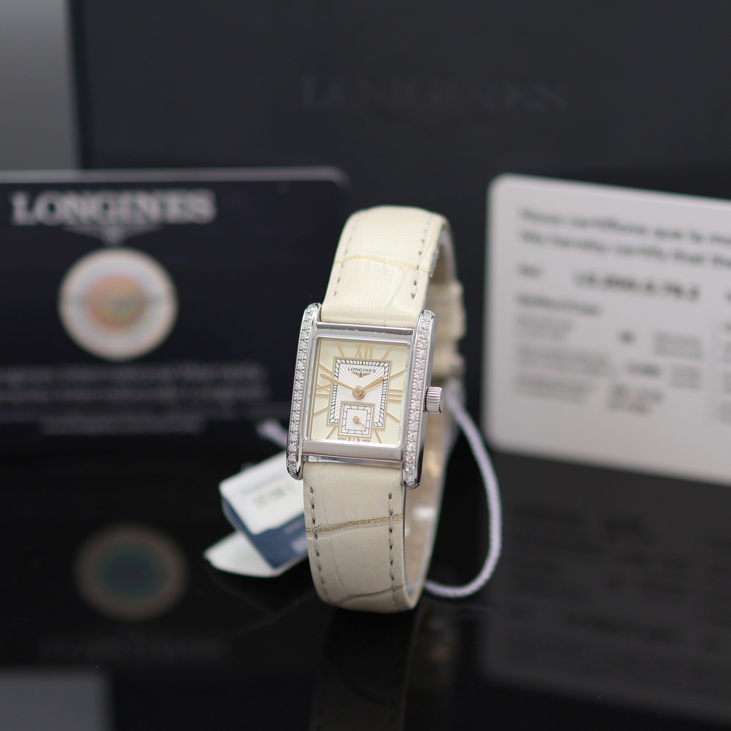Image 27117774 - LONGINES DolceVita ungetragene Damenarmbanduhr Referenz L5.200.0.79.2, quarz, aufw. m. ...