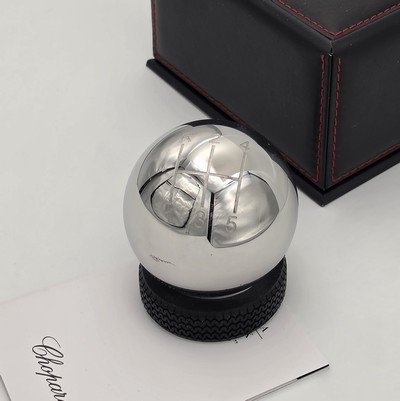 27117716a - CHOPARD Mille Miglia Grand Turismo XL neuwertige kugelförmige Tischuhr Referenz ...
