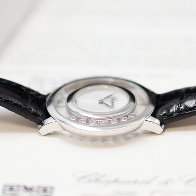 27117753c - CHOPARD ungetragene Damenarmbanduhr Happy Diamonds in WG 750/000 Referenz 209429-1001, ...