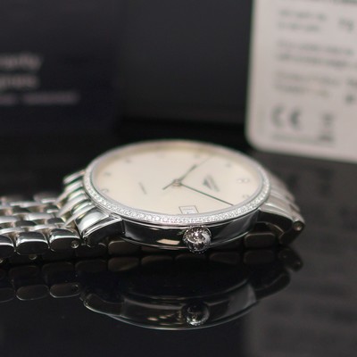 27117778c - LONGINES Elegant ungetragene Armbanduhr mit Diamanten Referenz L4.809.0.87.6, Automatik, ...