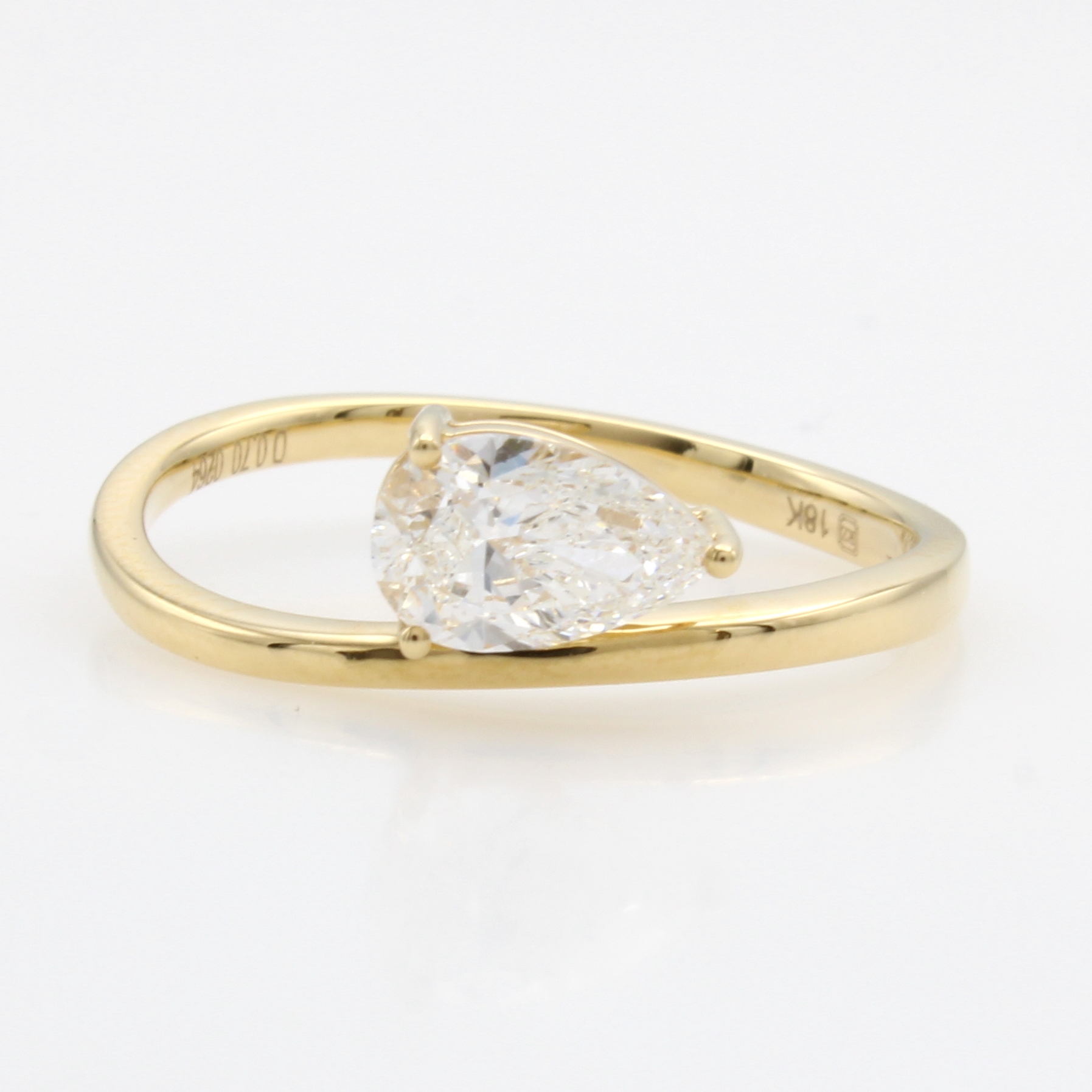 Image 27118120 - Ring mit Diamanttropfen, GG 750/000, Diam. ca. 0.70-0.72 ct hochfeines Weiß(E)/vvs, RW ...