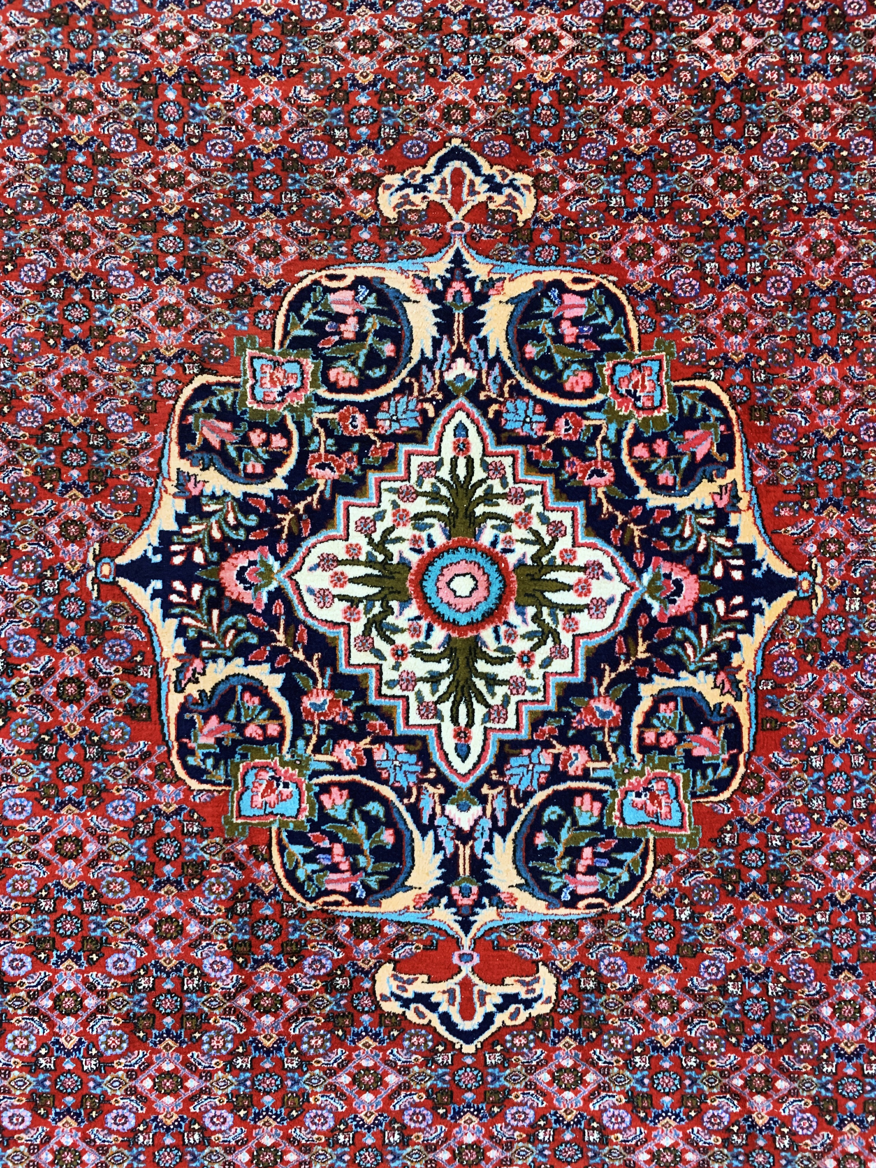 Detail c: Bidjar alt, Persien, Mitte 20.Jhd, Wolle auf Baumwolle, ca. 330 x 225 cm, EHZ: 1-2