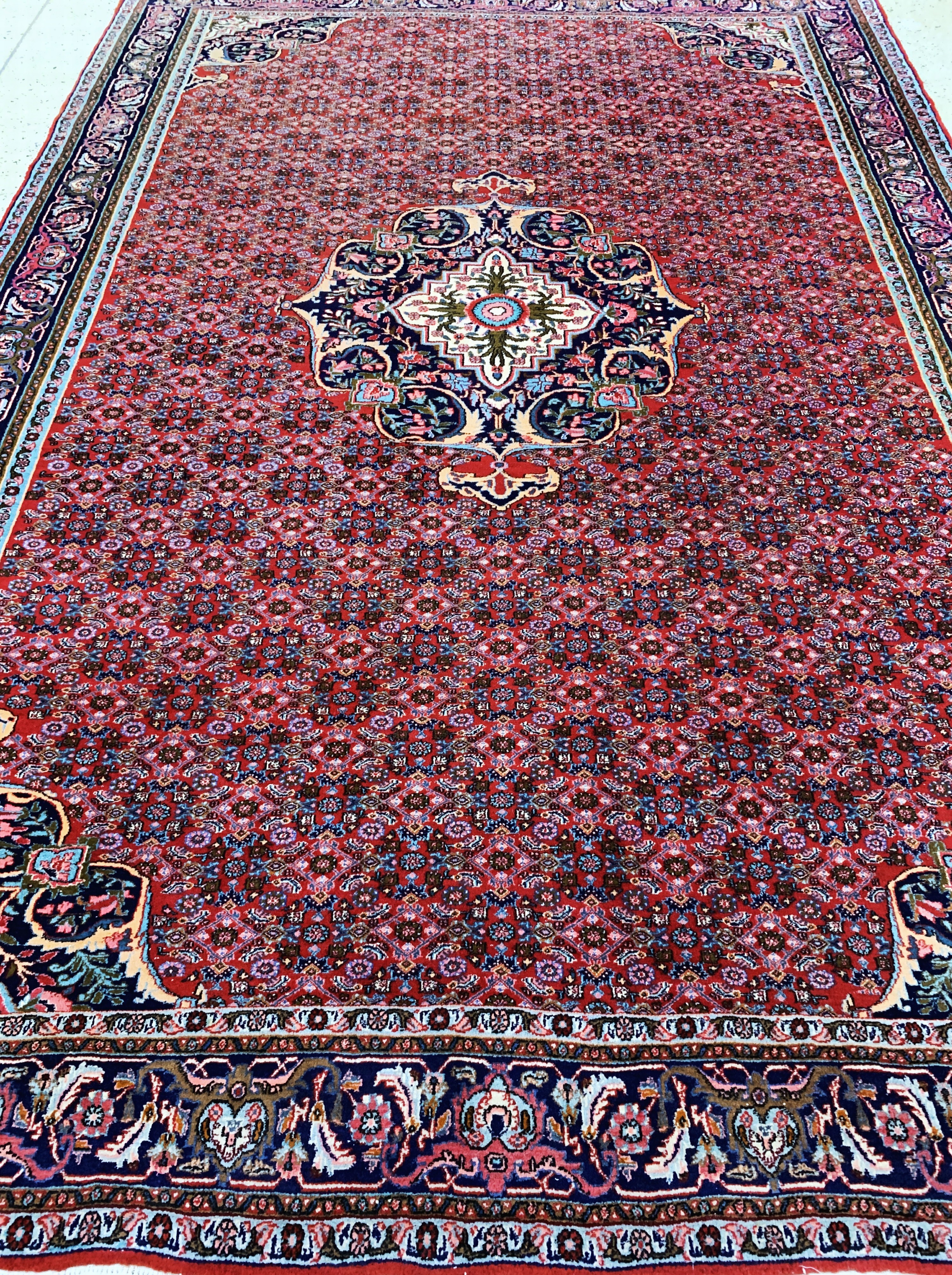 Detail f: Bidjar alt, Persien, Mitte 20.Jhd, Wolle auf Baumwolle, ca. 330 x 225 cm, EHZ: 1-2