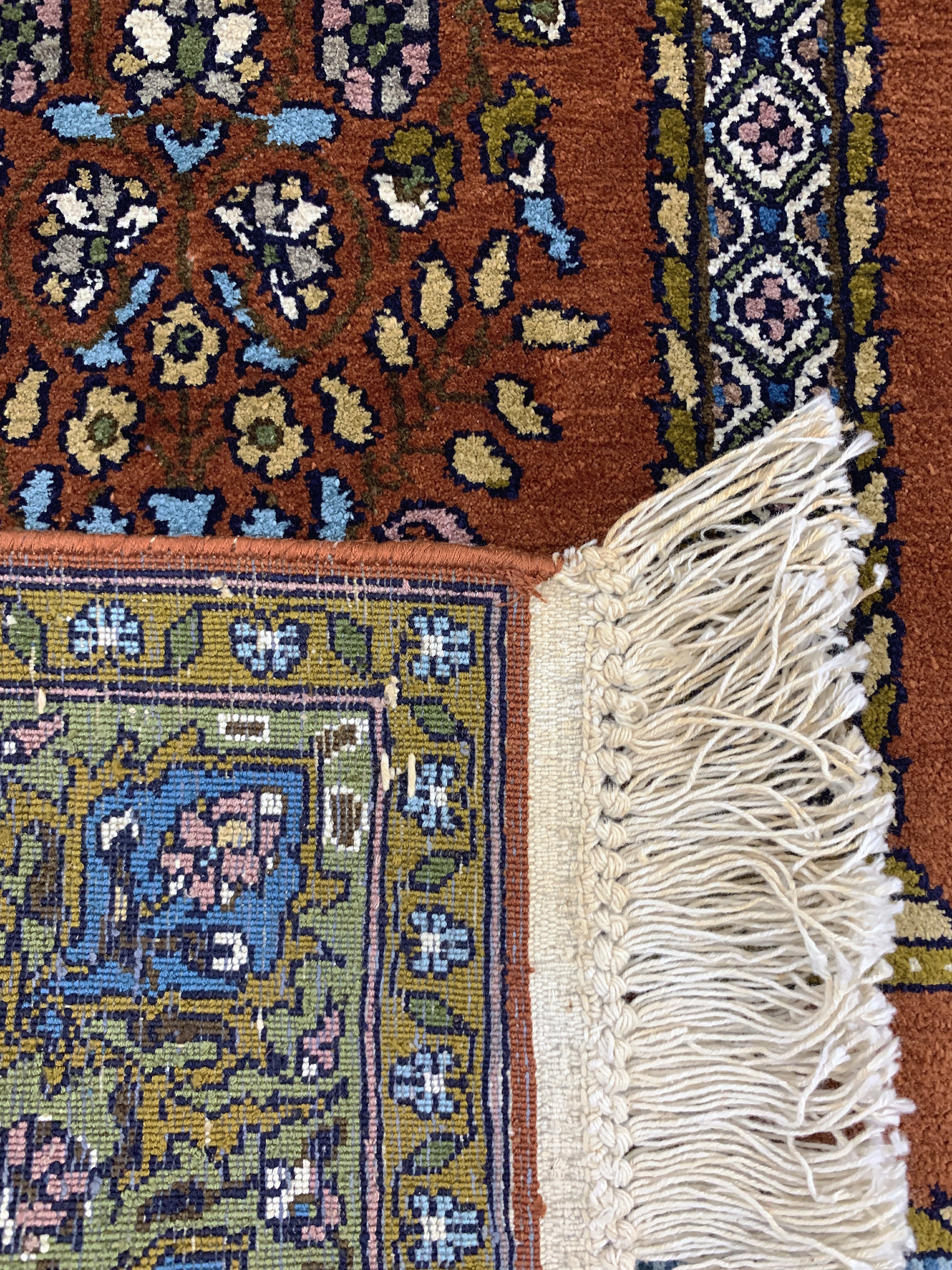 Detail d: 2 Lots Kaschmir, Indien, Ende 20.Jhd, Kunstseide, ca. 135 x 80 cm & ca. 120 x 80 cm, EHZ:(nahezu neuwertig)