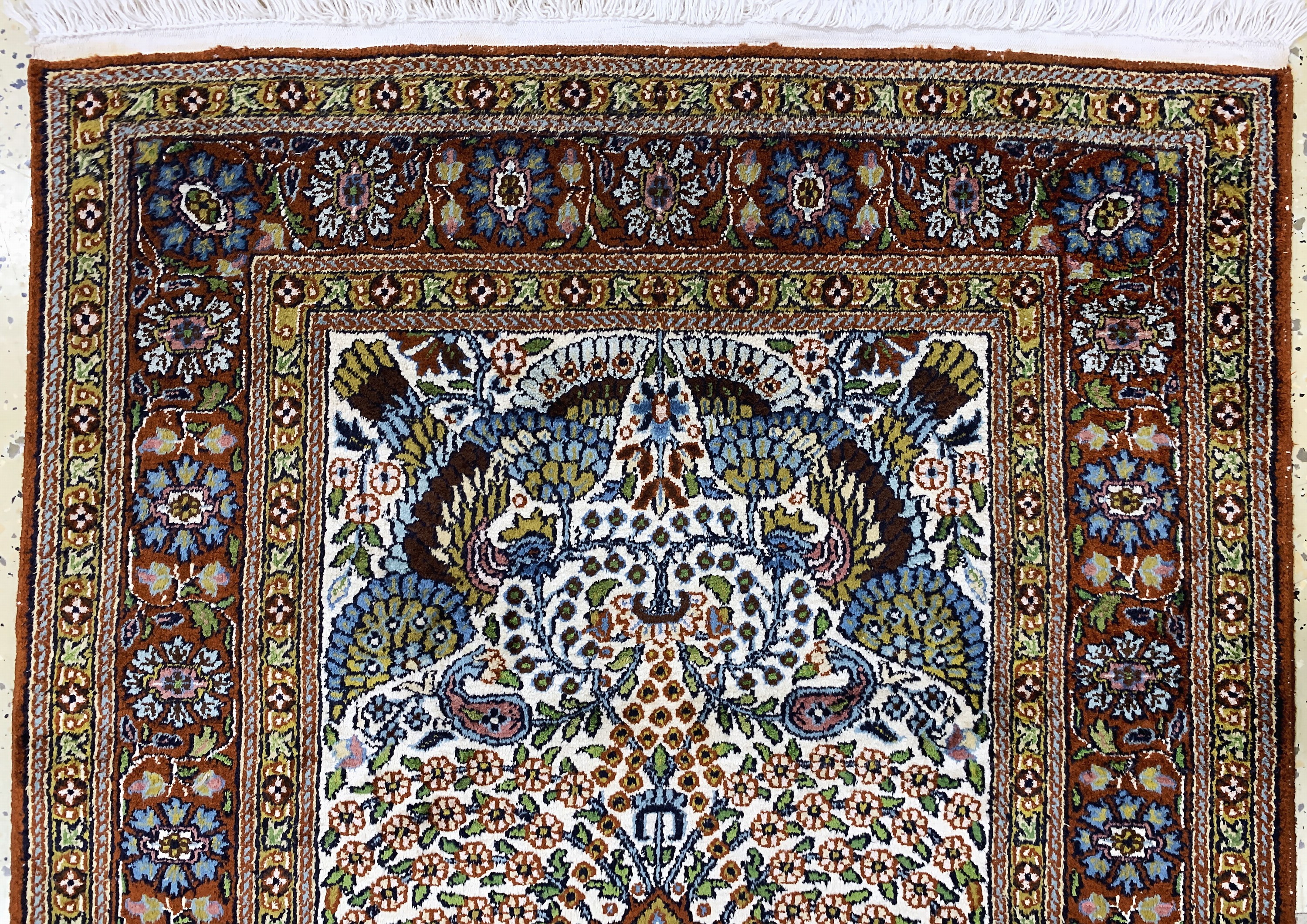 Detail e: 2 Lots Kaschmir, Indien, Ende 20.Jhd, Kunstseide, ca. 135 x 80 cm & ca. 120 x 80 cm, EHZ:(nahezu neuwertig)