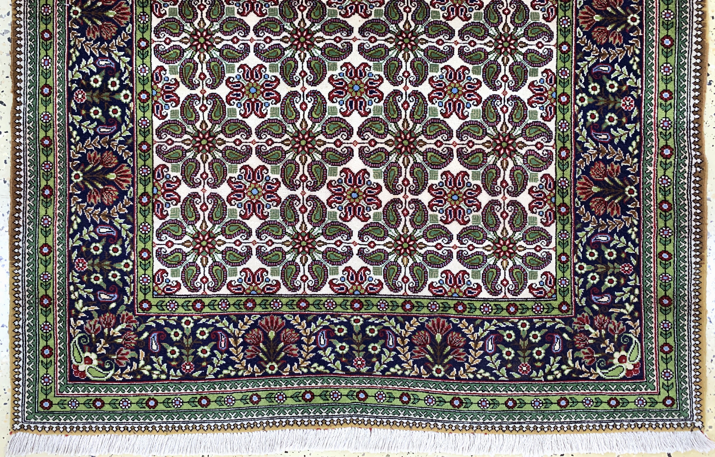 Detail b: Ghom Kork, Persien, Ende 20.Jhd, Korkwolle auf Baumwolle, ca. 168 x 110 cm, EHZ: 2