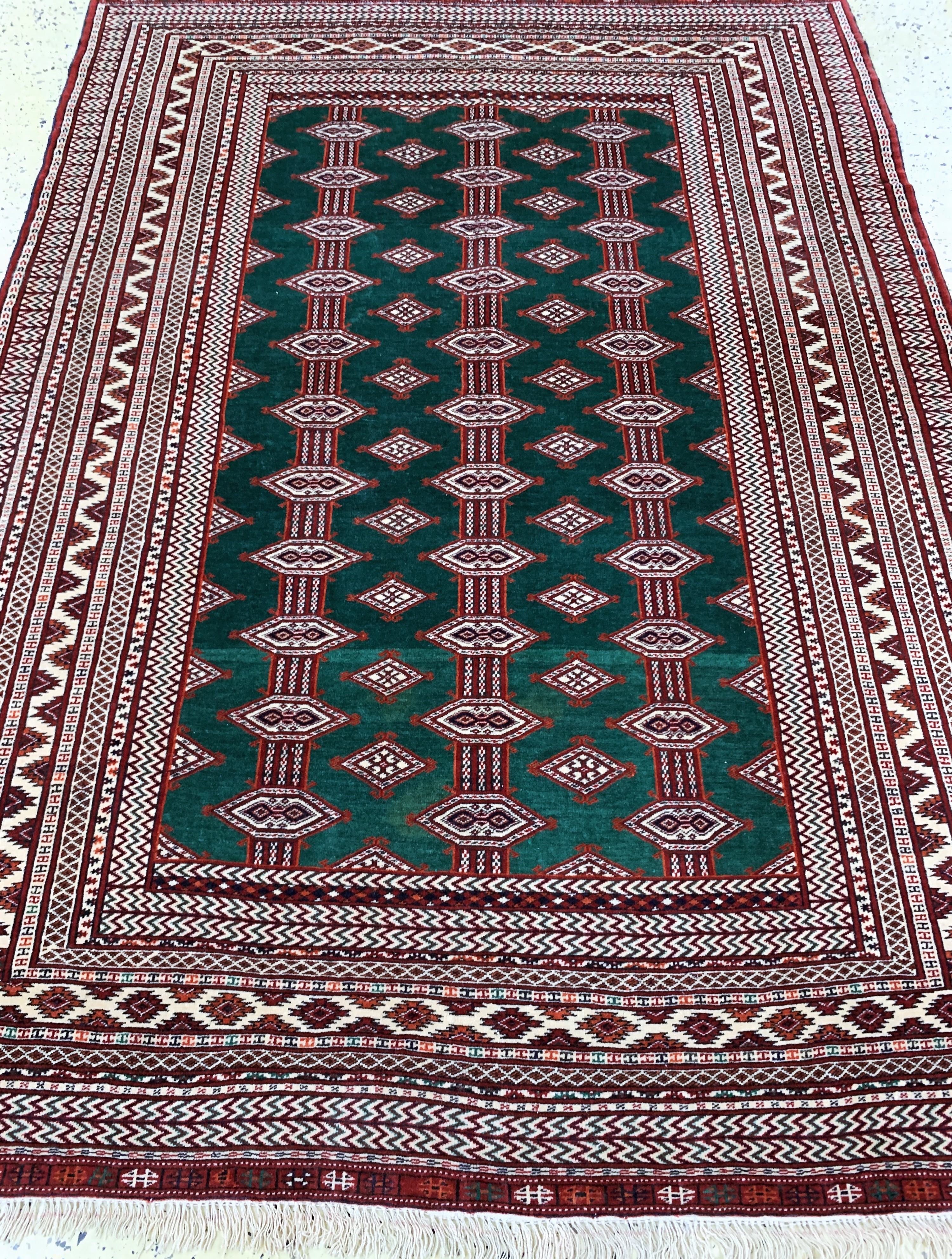 Detail d: Torkmen fein, Persien, Mitte 20.Jhd, Wolle auf Seide, ca. 187 x 135 cm, EHZ: 2