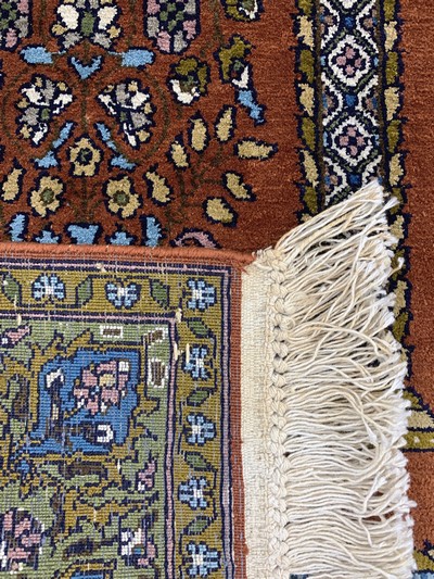27118336d - 2 Lots Kaschmir, Indien, Ende 20.Jhd, Kunstseide, ca. 135 x 80 cm & ca. 120 x 80 cm, ...