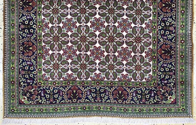 27118338b - Ghom Kork, Persien, Ende 20.Jhd, Korkwolle auf Baumwolle, ca. 168 x 110 cm, EHZ: 2 ...