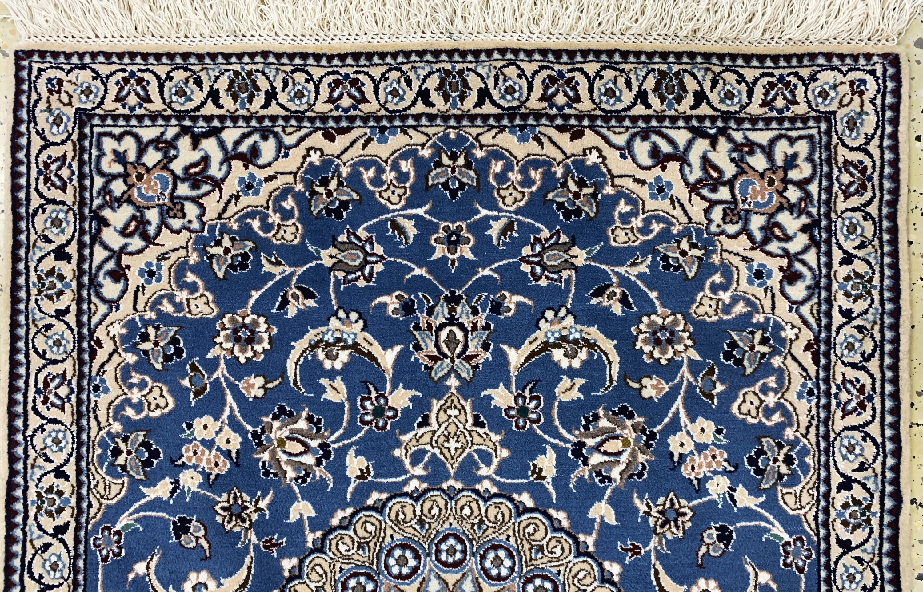 Detail a: Nain fein(9 La), Persien, Ende 20.Jhd, Korkwolle mit Seide, ca. 130 x 90 cm, ca. 500.000 Kn/qm, EHZ:(nahezu neuwertig)
