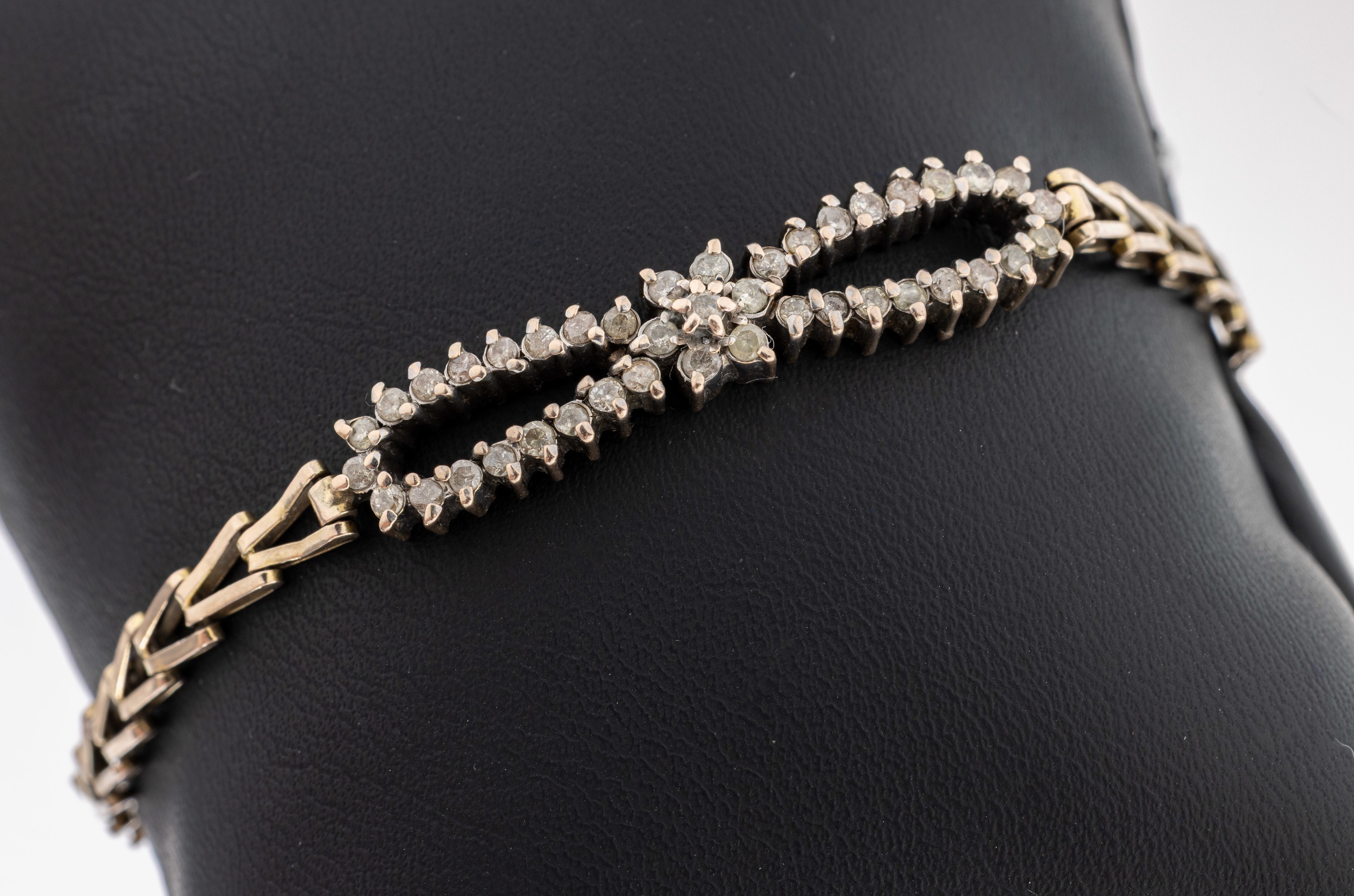 Image 27118453 - 8 kt Gold Diamant-Armband, GG/WG 333/000, 40 Diamanten zus. ca. 1.0 ct l.get.Weiß ...