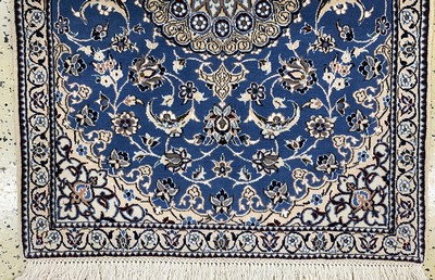 27118401b - Nain fein(9 La), Persien, Ende 20.Jhd, Korkwolle mit Seide, ca. 130 x 90 cm, ca. ...