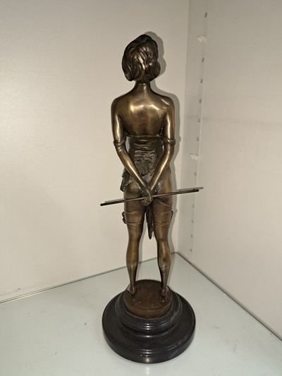 27118464c - After Bruno Zach; 1891-1935 Vienna, bronze sculpture: ´Educator´, on a black plinth, ...