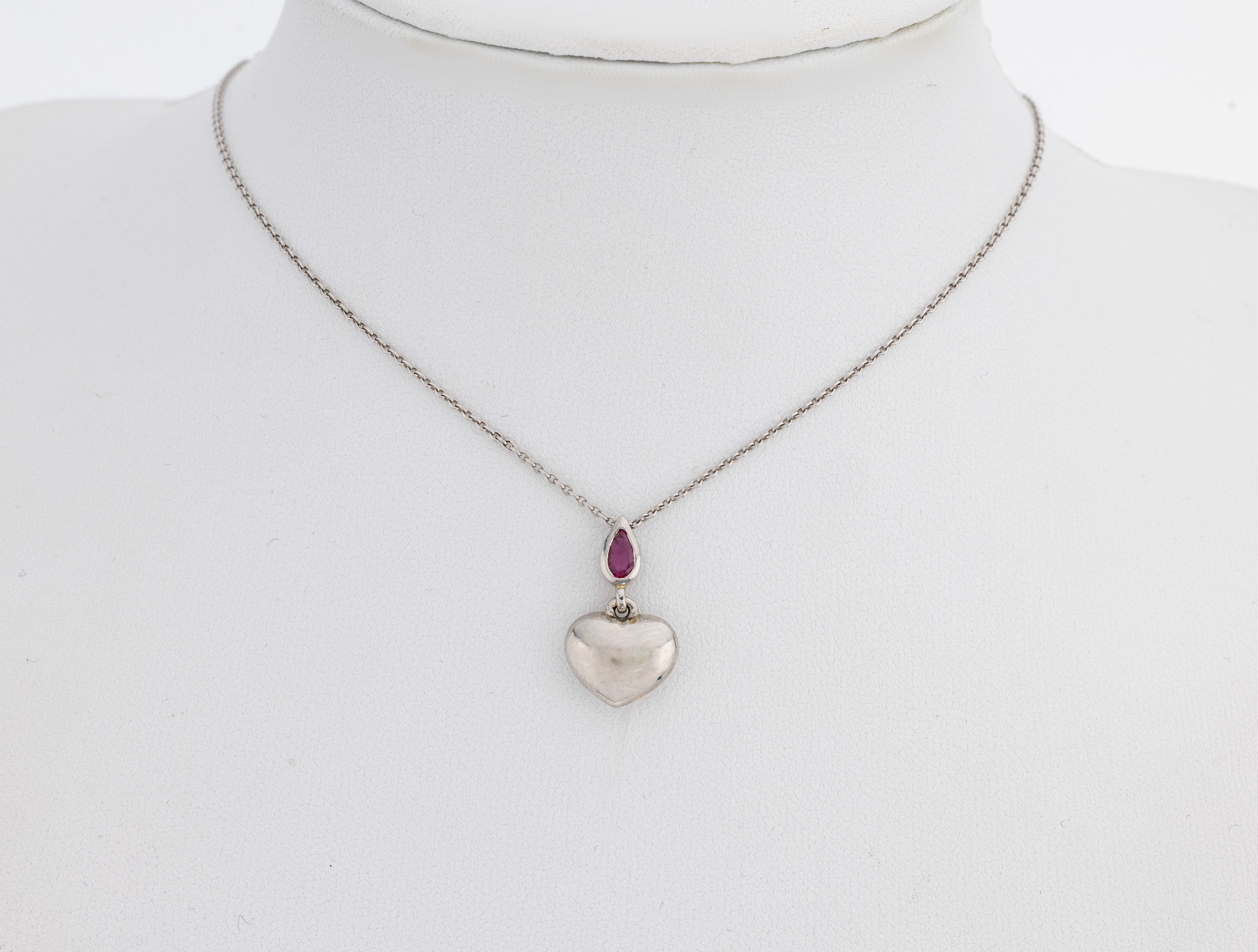Image 27118536 - Platin Collier mit Herzanhänger, facett. Rubellith-Tropfen, Abhängung mit massivem ...