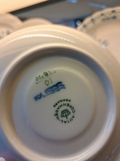 27118549n - Kaffeeservice für 6 Personen mit vielen Servierteilen, Royal Copenhagen, Blaue Blume, ...