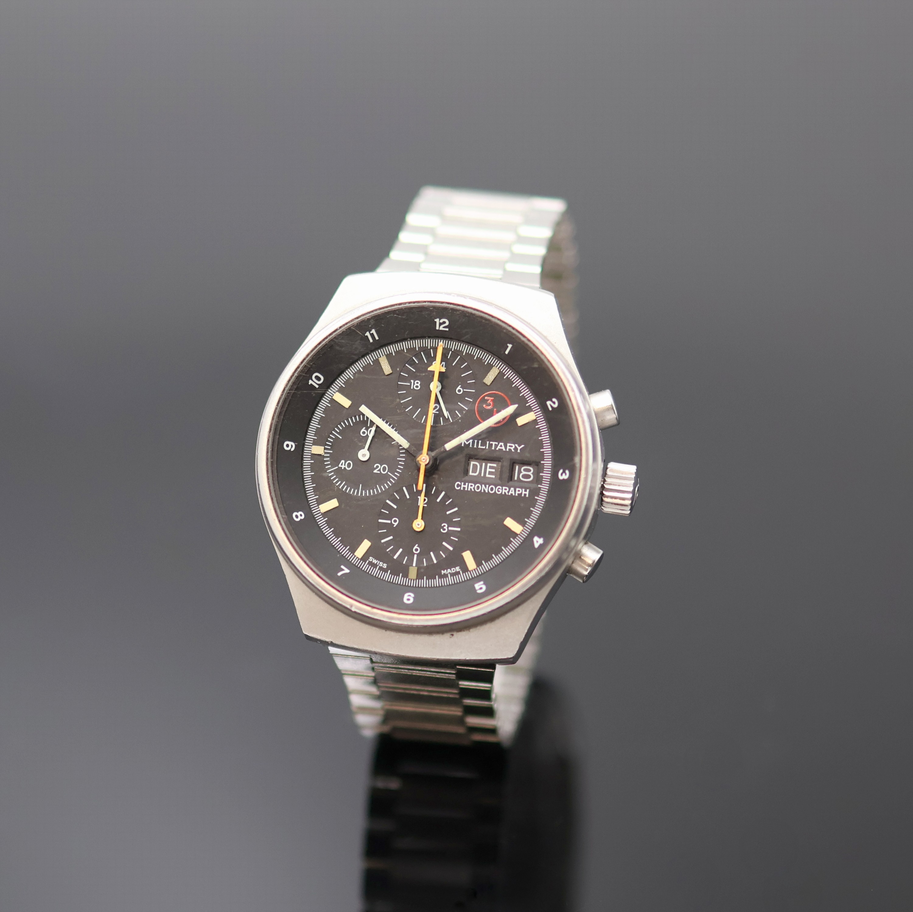 Image 27118698 - PORSCHE DESIGN Military Chronograph der Bundeswehr in Stahl, Schweiz um 1980, Automatik, ...
