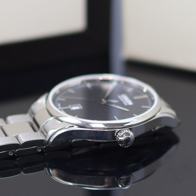 27118673d - UNION GLASHÜTTE Viro ungetragene Armbanduhr Referenz D011.407.11.051.00, Automatik, ...