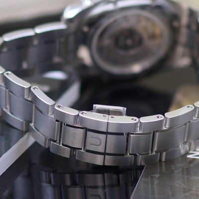 27118677b - UNION GLASHÜTTE Belisar GMT ungetragene Armbanduhr Referenz D009.429.11.057.02, ...