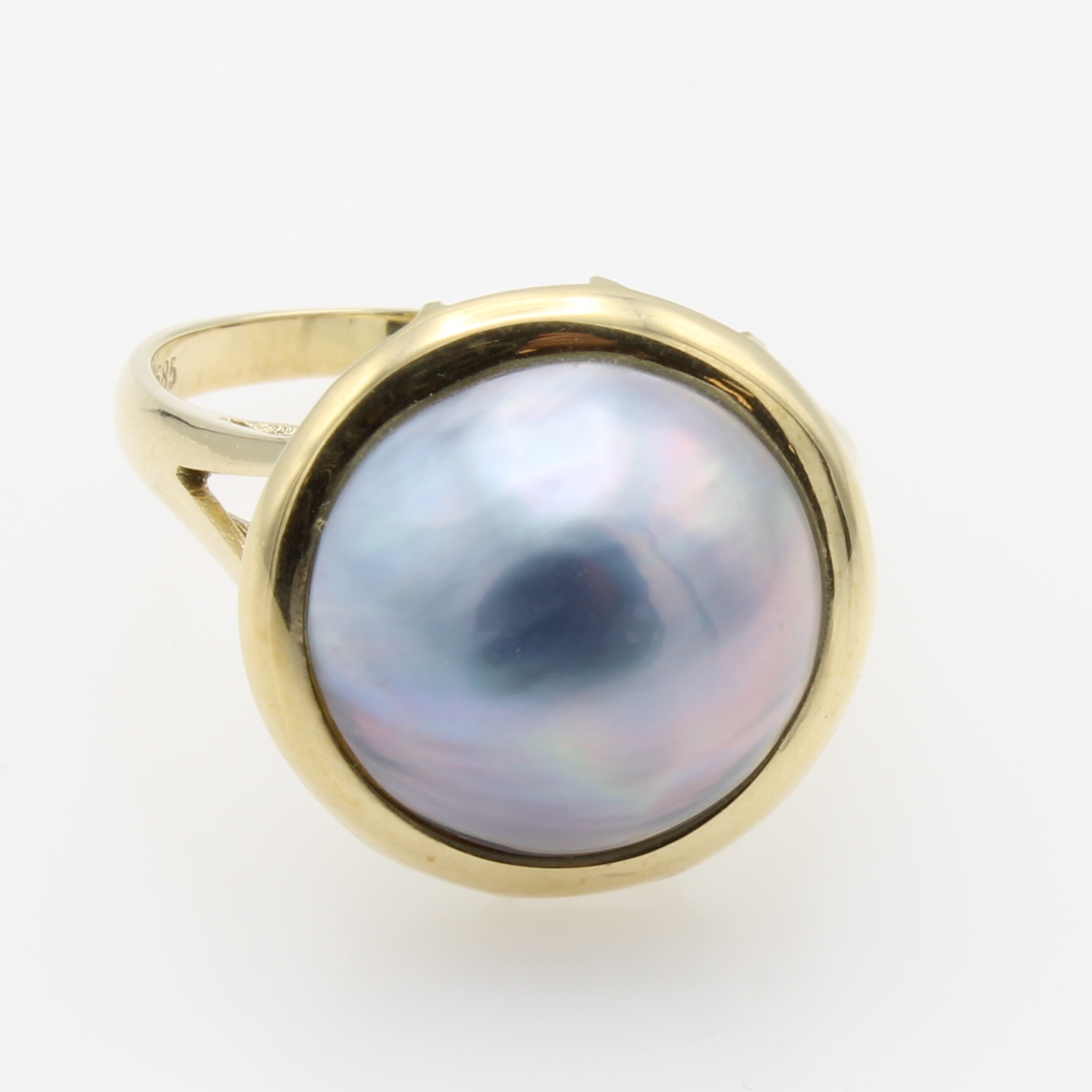 Image 27118830 - Ring mit Mabéperle, GG 585/000, graue Perle,D. ca. 14 mm, RW ca. 58 Schätzpreis: 900, ...