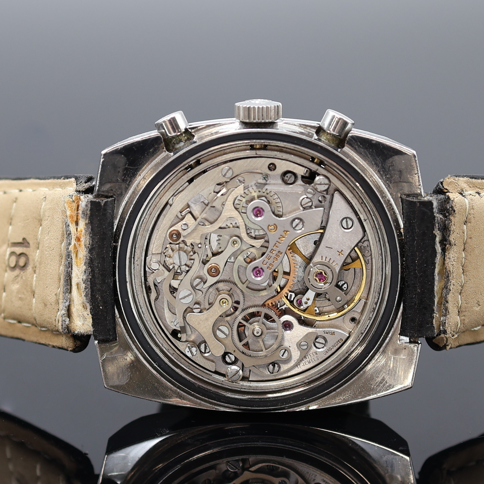 Detail f: CERTINA Argonaut Herrenchronograph in Stahl Kaliber Valjoux 72, Schweiz um 1970, Handaufzug, 2-tlg. Geh., Boden verschr., orig. Krone u. Drücker, ...