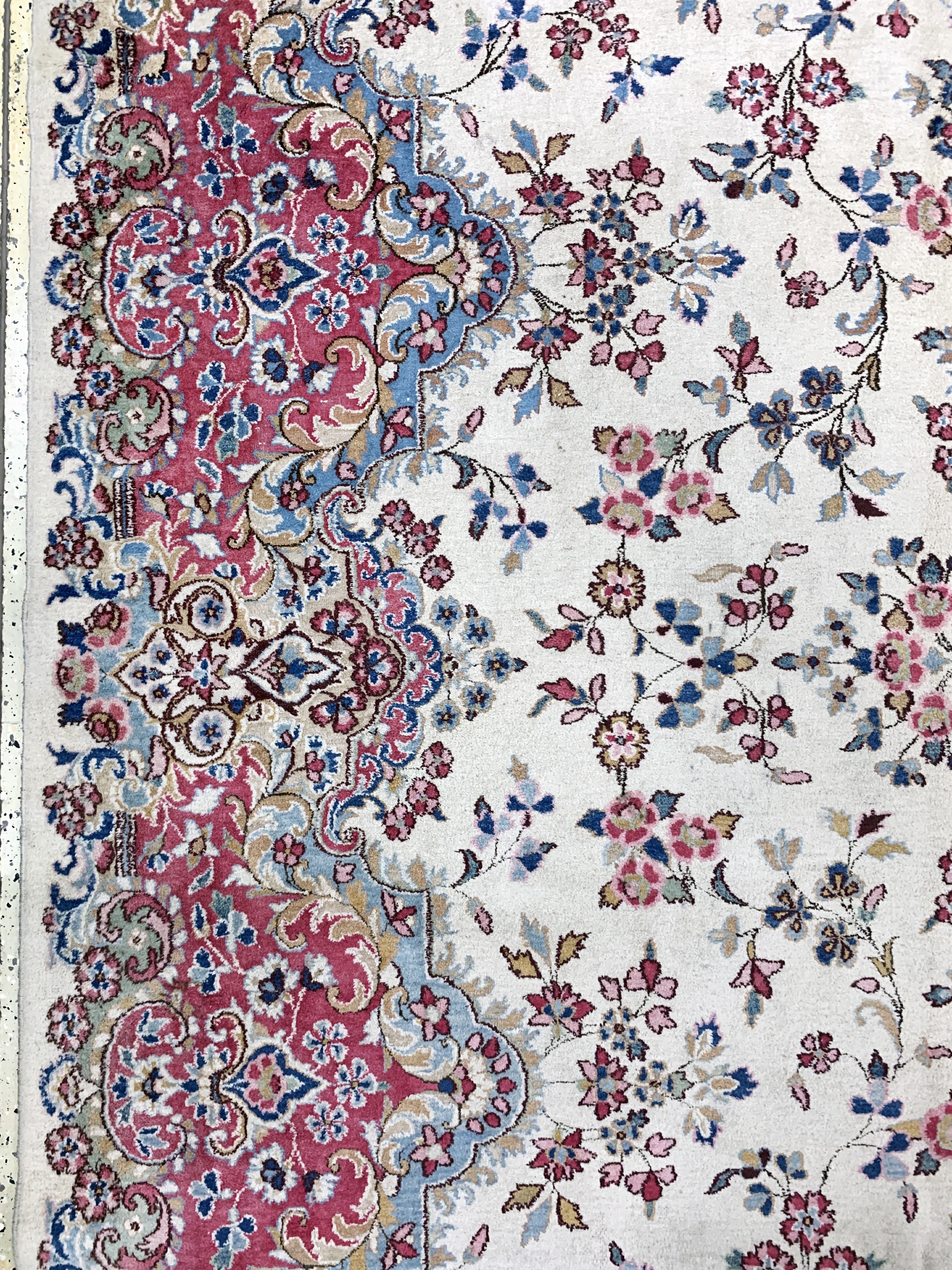 Detail c: Kerman, Persien, Mitte 20.Jhd, Wolle auf Baumwolle, ca. 370 x 266 cm, EHZ: 3