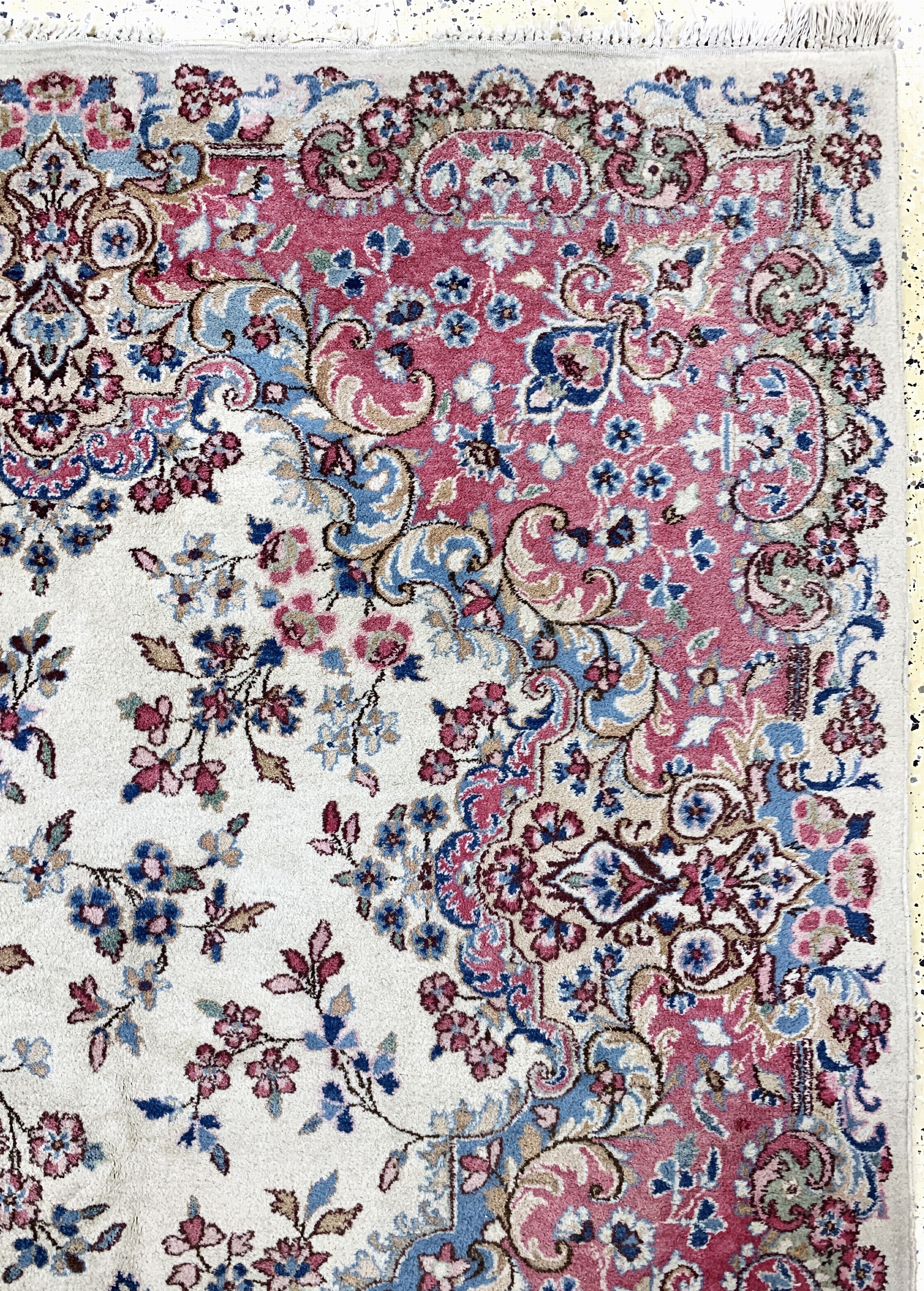 Detail h: Kerman, Persien, Mitte 20.Jhd, Wolle auf Baumwolle, ca. 370 x 266 cm, EHZ: 3