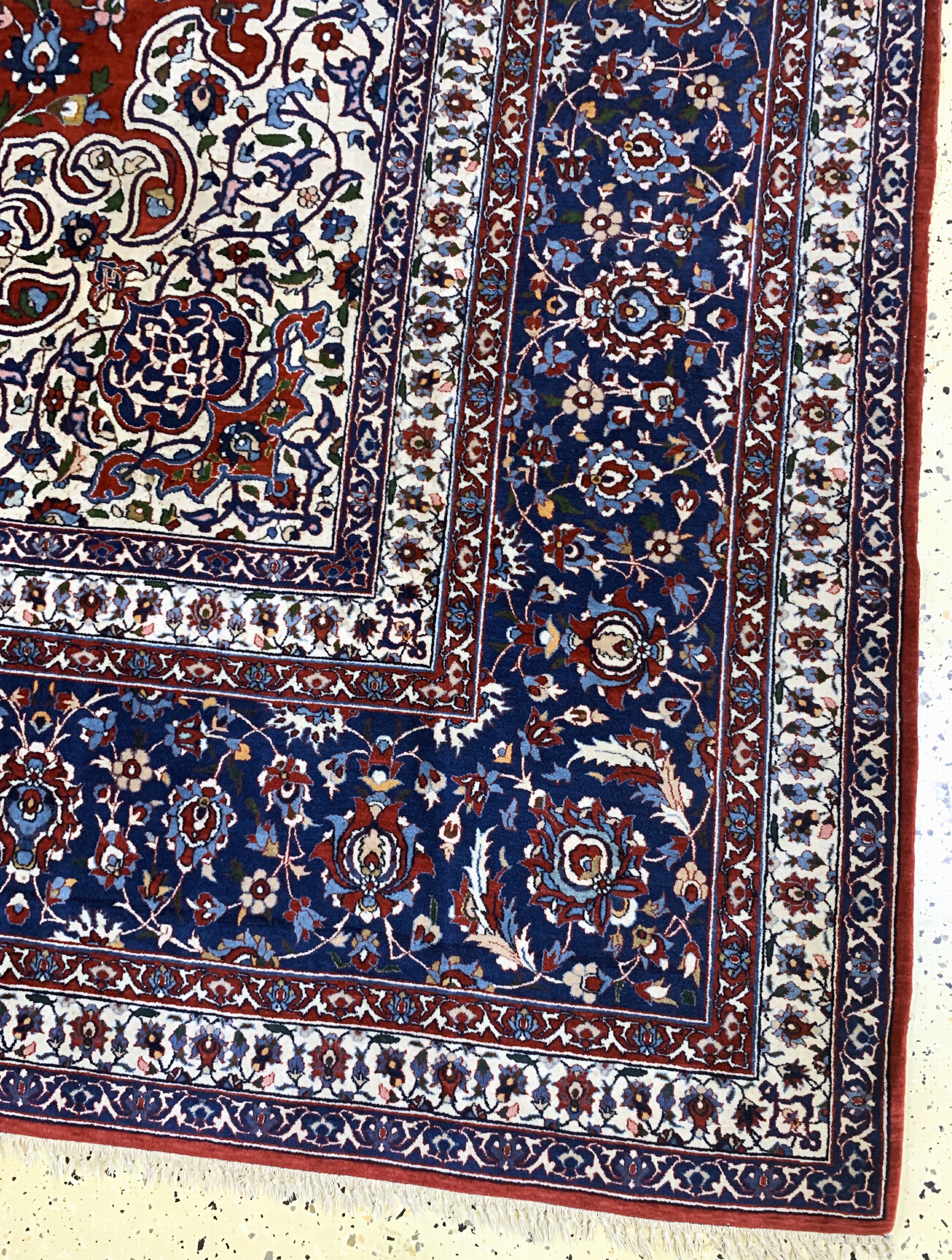 Detail a: Esfahan"Shooreshi"fein, Persien, Anfang 20.Jhd, Korkwolle auf Baumwolle, ca. 370 x 270cm, ca. 800.000 Kn/qm, EHZ: 2-3