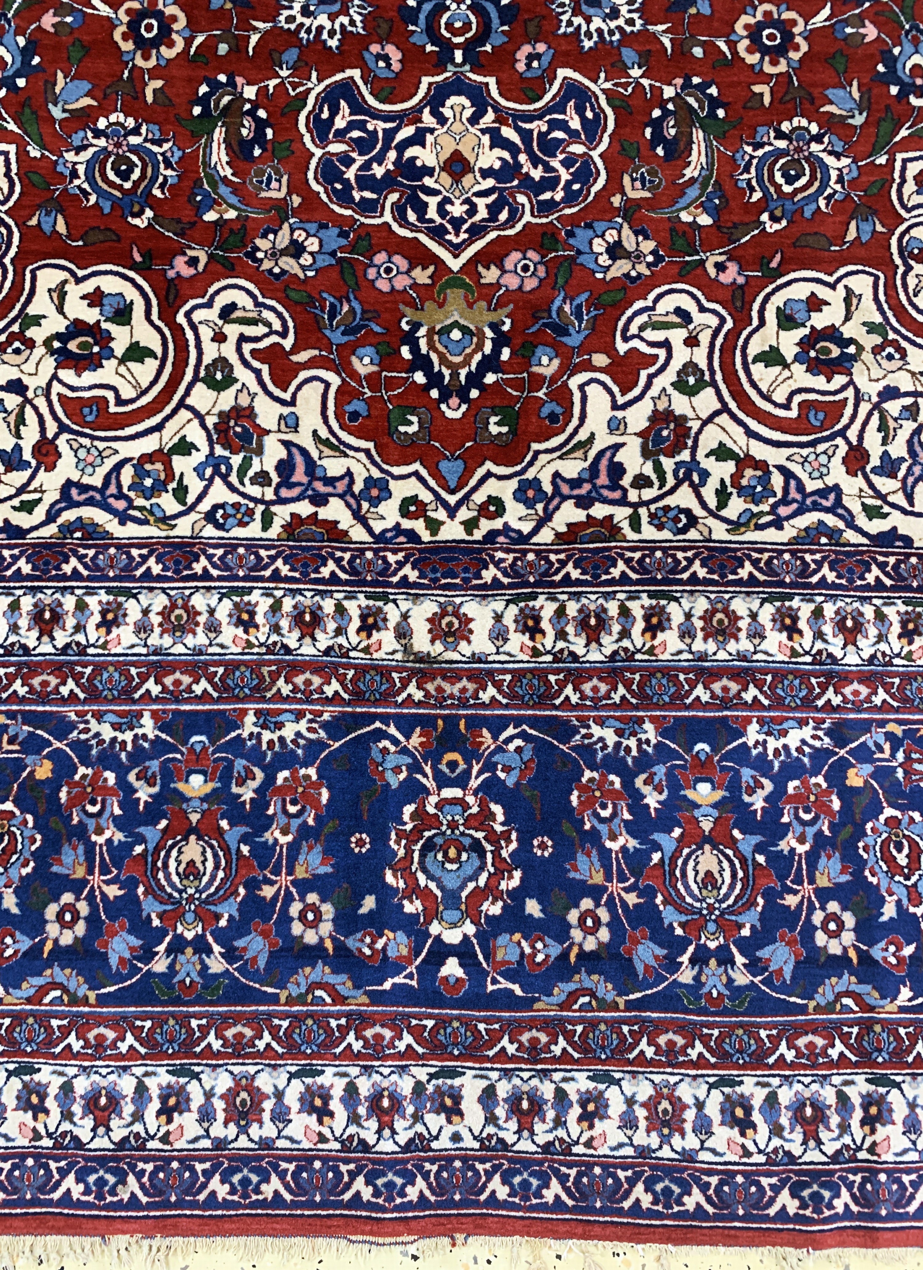 Detail b: Esfahan"Shooreshi"fein, Persien, Anfang 20.Jhd, Korkwolle auf Baumwolle, ca. 370 x 270cm, ca. 800.000 Kn/qm, EHZ: 2-3