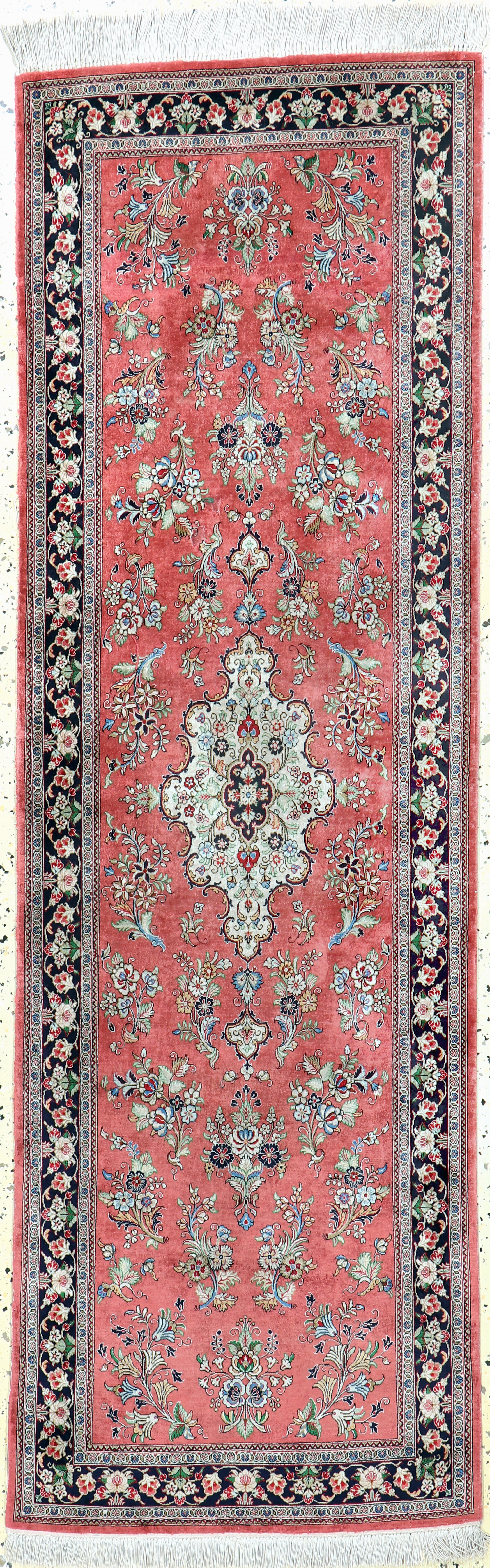 Image 27118880 - Ghom Seide fein, Persien, Ende 20.Jhd, reine Naturseide, ca. 202 x 65 cm, ca. 1,0 Mio. ...
