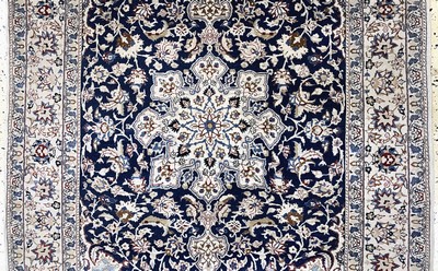 27118868b - Nain´Tudeschk´fein, Persien, Anfang 20.Jhd,Korkwolle mit Seide, ca. 160 x 113 cm, ca. ...