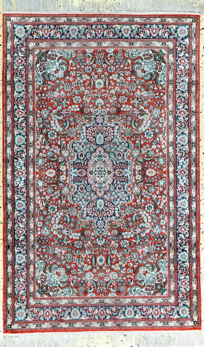 Image Hereke Seide, China, Ende 20.Jhd, reine Naturseide, ca. 150 x 95 cm, EHZ: 2-3 ...