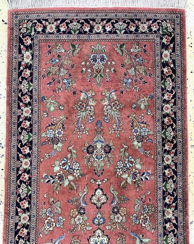 27118880a - Ghom Seide fein, Persien, Ende 20.Jhd, reine Naturseide, ca. 202 x 65 cm, ca. 1,0 Mio. ...