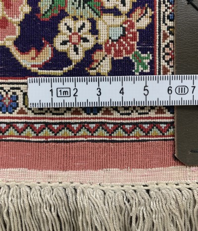 27118880h - Ghom Seide fein, Persien, Ende 20.Jhd, reine Naturseide, ca. 202 x 65 cm, ca. 1,0 Mio. ...