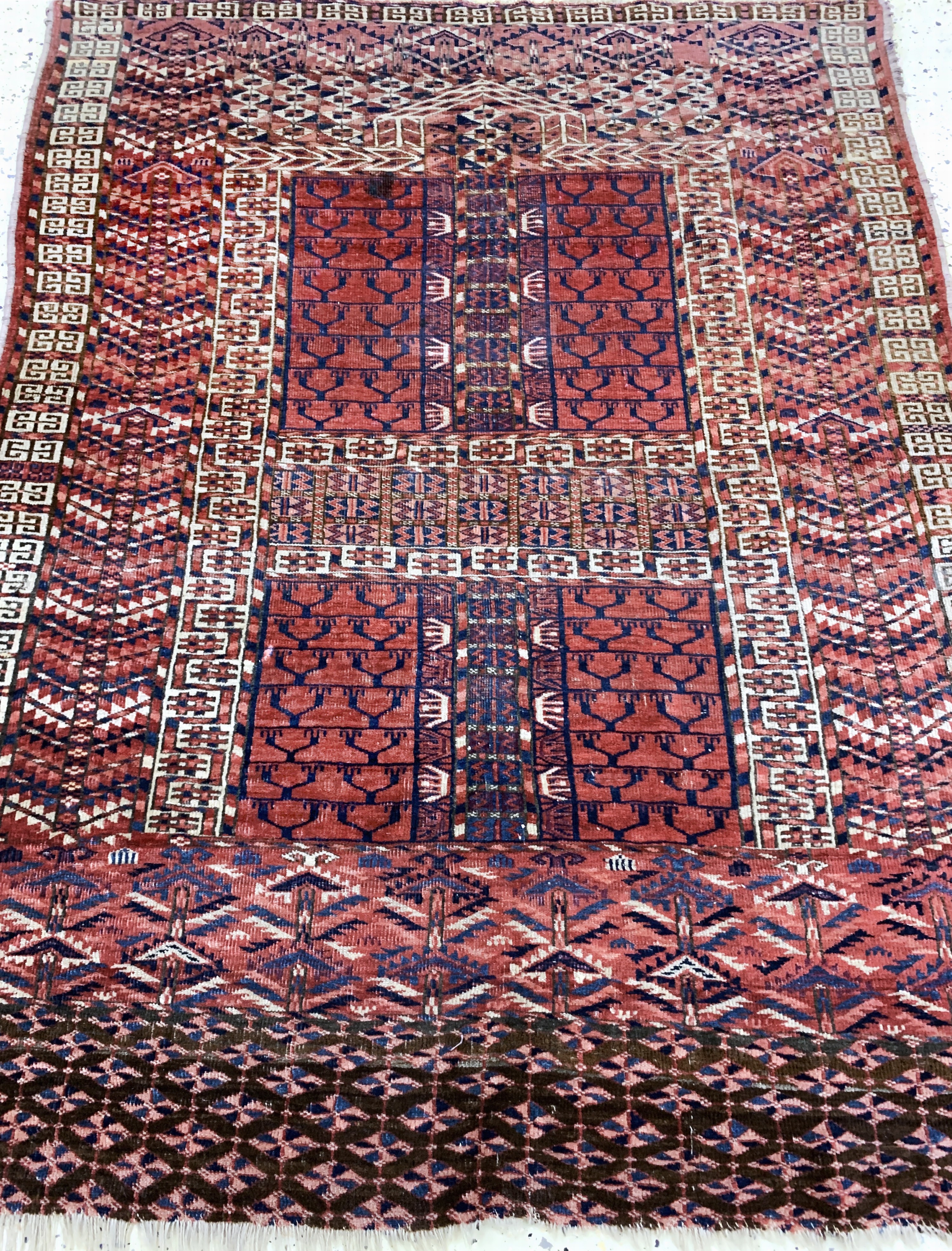 Detail d: Tekke Engsi antik, Turkmenistan, 19.Jhd, Wolle auf Wolle, ca. 143 x 110 cm, EHZ: 3