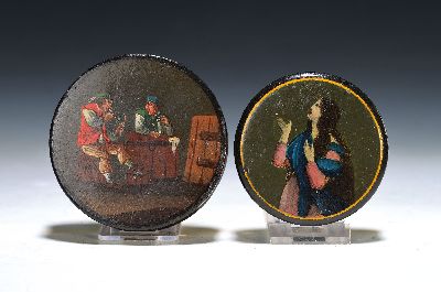 Image 2 Lackdosen, deutsch, um 1800, Deckel bunt bemalt mit Pfeife rauchenden und trinkenden ...