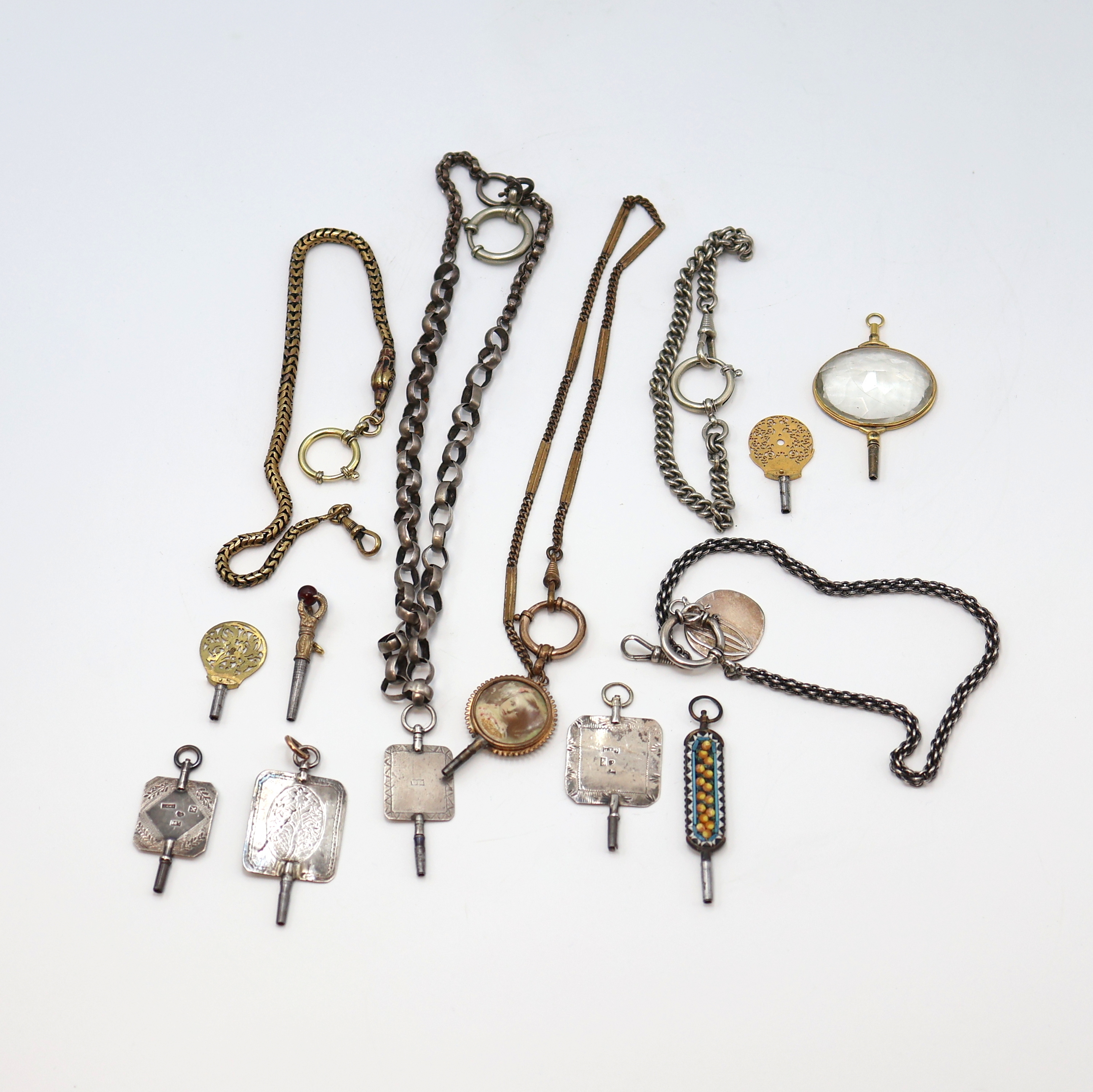 Image 27119068 - Konvolut: 8 Taschenuhrschlüssel und 5 Taschenuhrketten, ca. 1820 - 1920, Ketten in ...