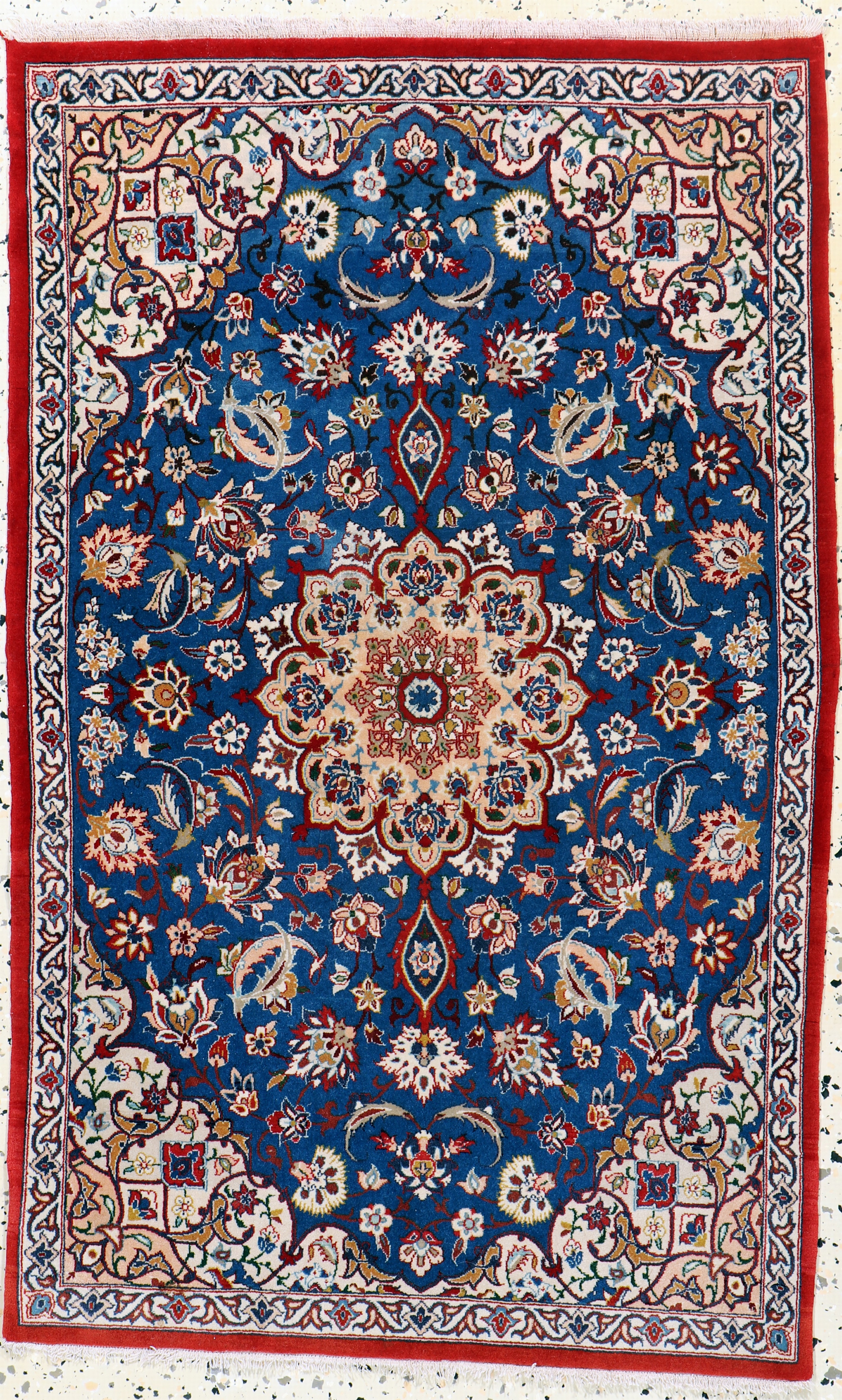Image 27119086 - Esfahan fein, Persien, Mitte 20.Jhd, Korkwolle mit und auf Seide, ca. 106 x 65 cm, ca. ...