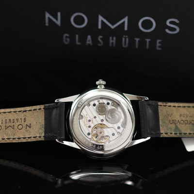 27119006d - NOMOS Orion 38 ungetragene Armbanduhr Referenz 383, Handaufzug, beids. vergl. Geh. inkl. ...