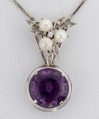 27119077a - 14 kt Gold Amethyst-Diamant-Perl-Collier, WG 585/000, rundfacett. Amethyst ca. 20 ct, 1 ...
