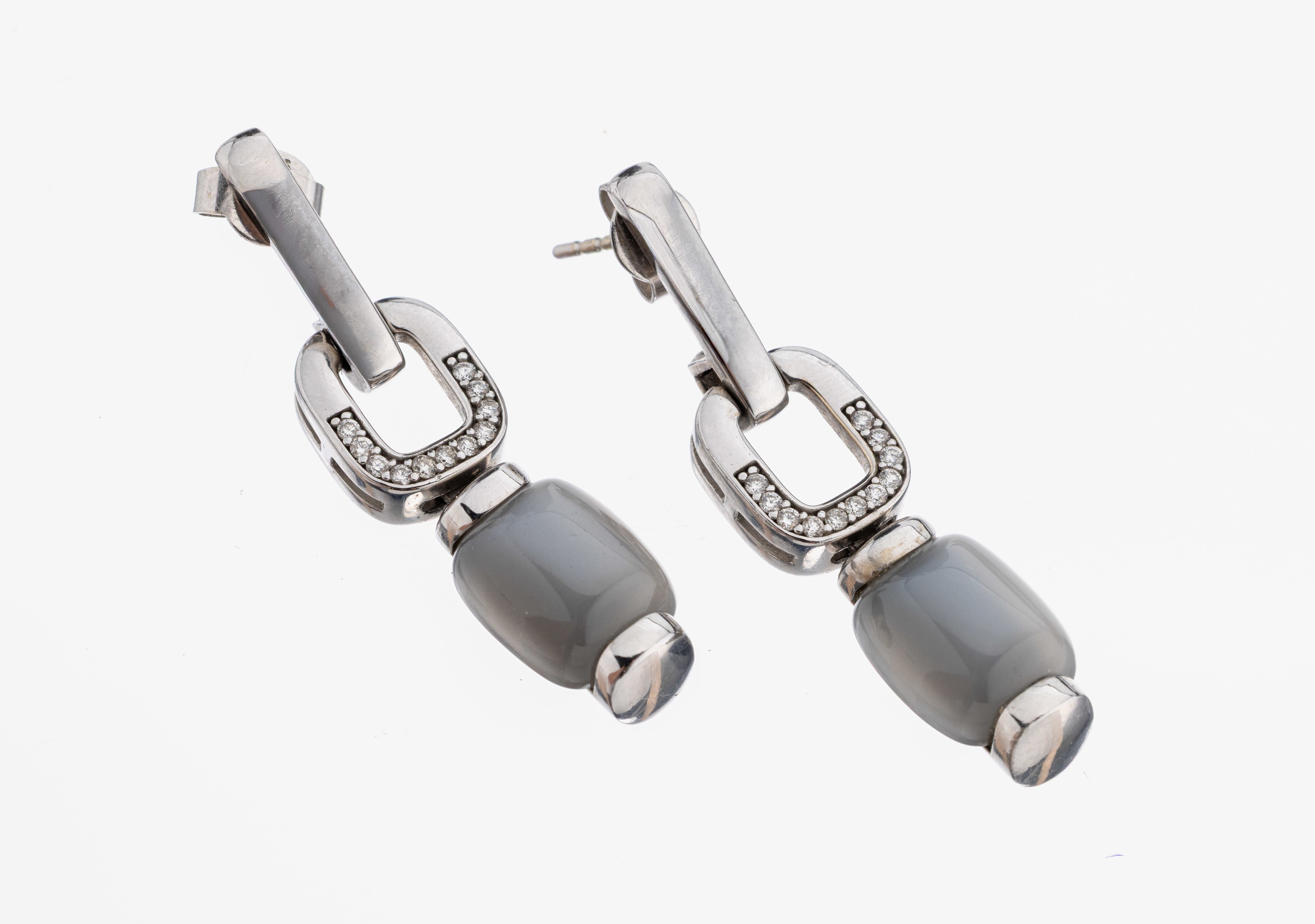 Image 27119121 - Paar 14 kt Gold Brillant-Mondstein-Ohrstecker, WG 585/000, länglich bewegl. gearbeitet, ...