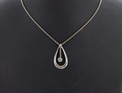 Image 14 kt gold diamond-necklace , WG/YG 585/000,pear shaped middle part obverse silver, ...