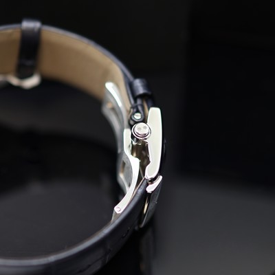 27119417d - JAQUET DROZ ungetragene Herrenarmbanduhr Grande Seconde Dual Time Referenz J016030241, ...