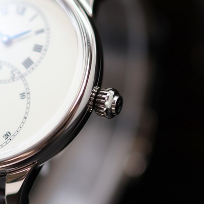 27119420b - JAQUET DROZ ungetragene Herrenarmbanduhr Grande Seconde Enamel in WG 750/000 Referenz ...