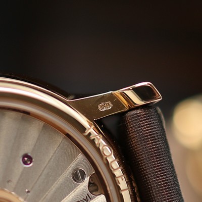 27119424e - JAQUET DROZ ungetragene Damenarmbanduhr Petite Heure Minute in Rosegold 750/000 Referenz ...